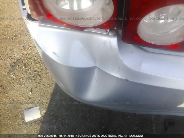 1G1ZE5E14BF307073 - 2011 CHEVROLET MALIBU LTZ 银色 照片 6