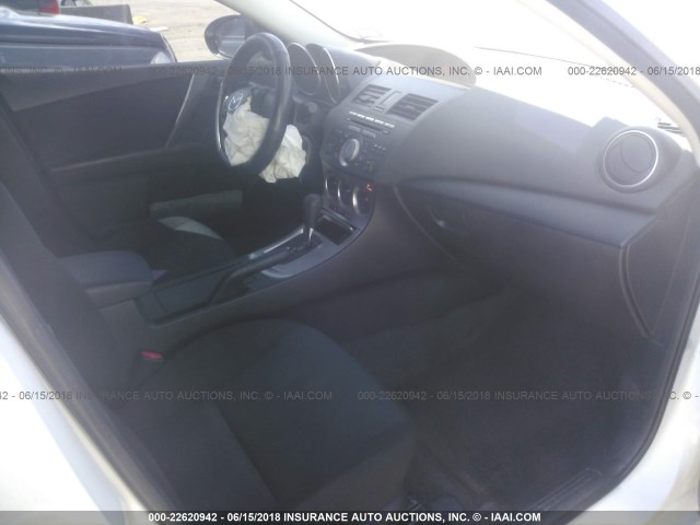 JM1BL1SF2A1293404 - 2010 MAZDA 3 I WHITE photo 5