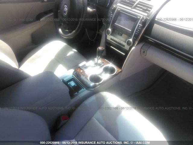 4T1BF1FK7CU592186 - 2012 TOYOTA CAMRY SE/LE/XLE 黑色 照片 5