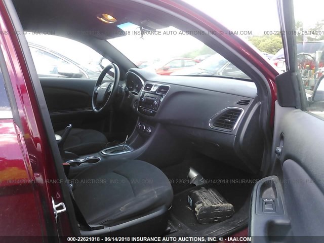 1C3CCBAB2EN122941 - 2014 CHRYSLER 200 LX RED photo 5