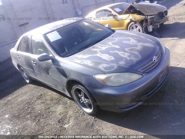 JTDBE32K630154954 - 2003 TOYOTA CAMRY LE/XLE GOLD photo 1