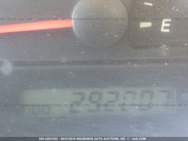 JTDBE32K630154954 - 2003 TOYOTA CAMRY LE/XLE Gold Foto 7