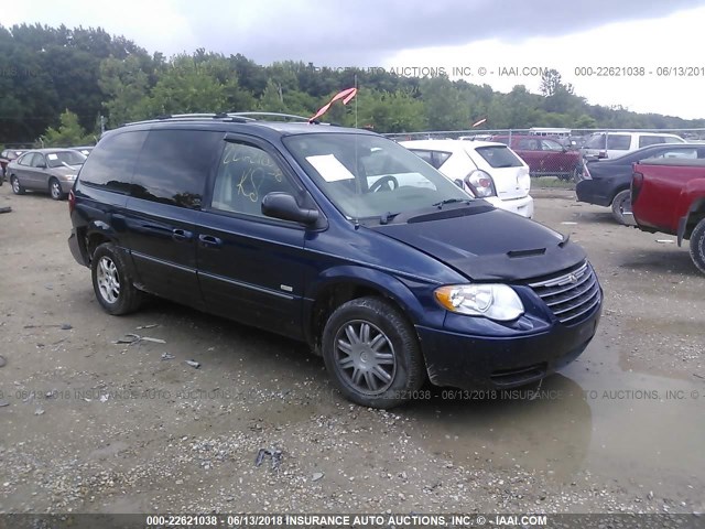 2C8GP64L55R189256 - 2005 CHRYSLER TOWN & COUNTRY LIMITED Dark Blue photo 1