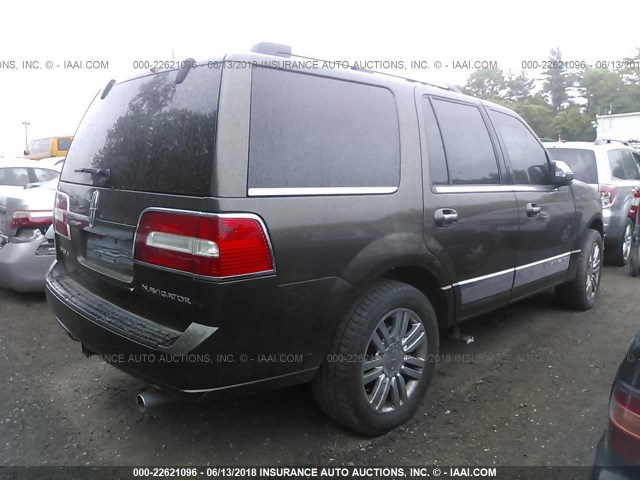 5LMFU28548LJ03192 - 2008 LINCOLN NAVIGATOR BROWN photo 4