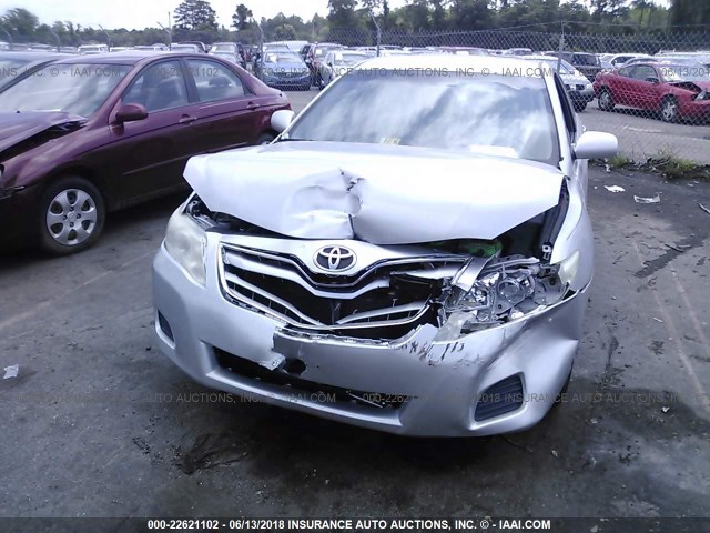 4T4BF3EK9AR003669 - 2010 TOYOTA CAMRY SE/LE/XLE ვერცხლისფერი ფოტო 6