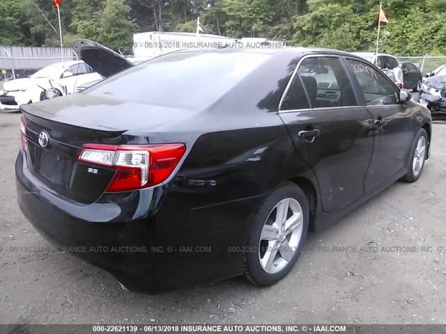 4T1BF1FK0DU702481 - 2013 TOYOTA CAMRY L/SE/LE/XLE 黑色 照片 4