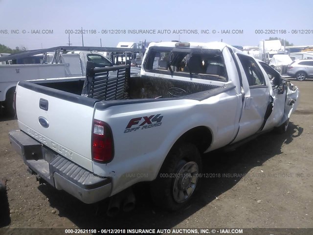 1FTWW3BR7AEA11183 - 2010 FORD F350 SUPER DUTY WHITE photo 4