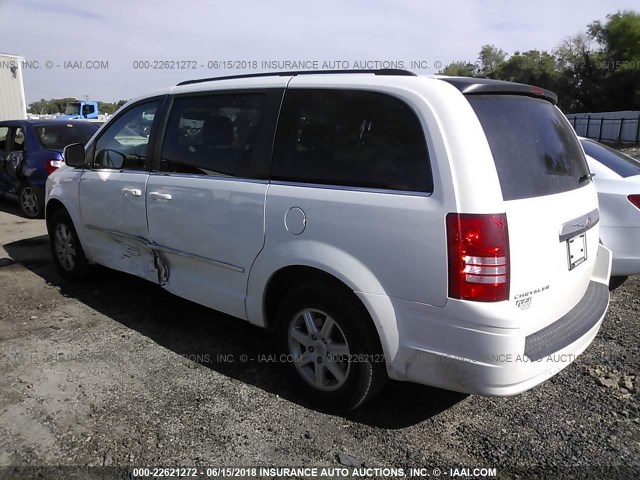 2A4RR5D19AR343811 - 2010 CHRYSLER TOWN & COUNTRY TOURING WHITE photo 3