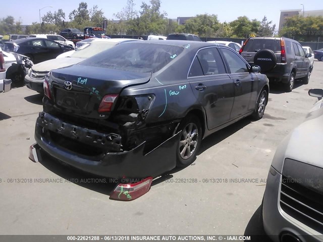 4T1BE46K09U808019 - 2009 TOYOTA CAMRY SE/LE/XLE 灰色 照片 4