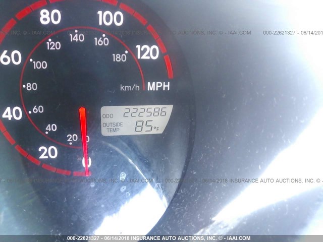 2T1KR32E94C310555 - 2004 TOYOTA COROLLA MATRIX XR SILVER photo 7