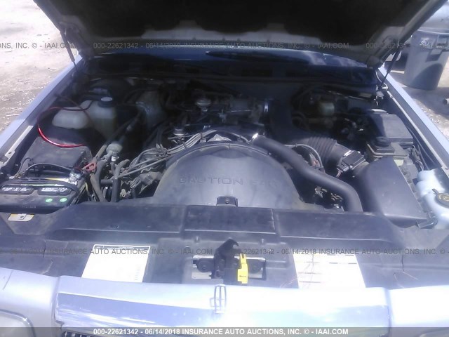 1LNLM81W0VY700513 - 1997 LINCOLN TOWN CAR EXECUTIVE فضي صورة 10