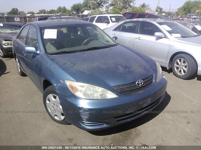 4T1BE32K03U762618 - 2003 TOYOTA CAMRY LE/XLE/SE ლურჯი ფოტო 1