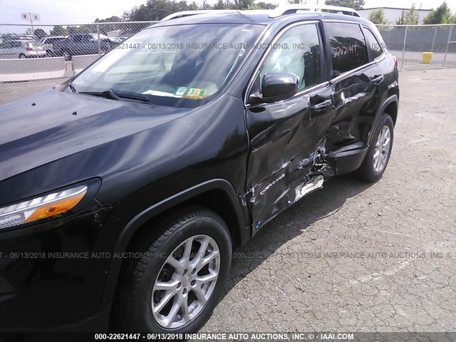 1C4PJMCS0FW625214 - 2015 JEEP CHEROKEE LATITUDE BLACK photo 6