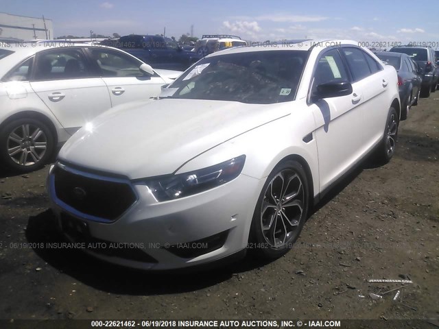 1FAHP2KT4GG138617 - 2016 FORD TAURUS SHO WHITE photo 2