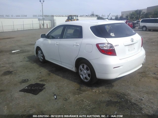 2T1KU40E59C108276 - 2009 TOYOTA COROLLA MATRIX  WHITE photo 3