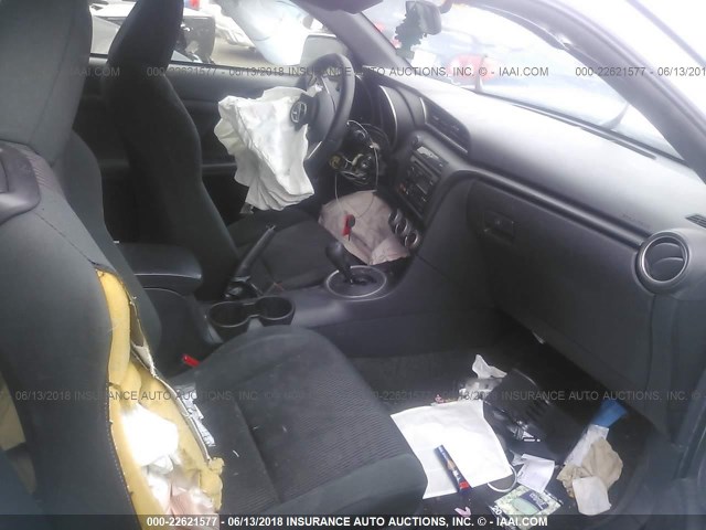 JTKJF5C72D3056320 - 2013 TOYOTA SCION TC 白色 照片 5