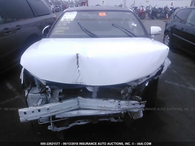 JTKJF5C72D3056320 - 2013 TOYOTA SCION TC 白色 照片 6