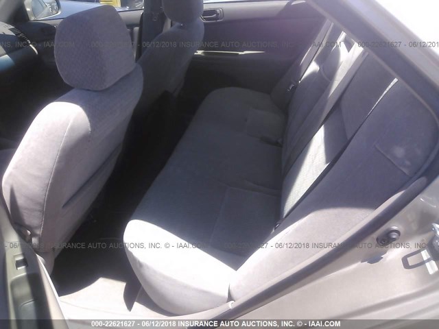 4T1BF30K42U028501 - 2002 TOYOTA CAMRY LE/XLE/SE ოქროსფერი ფოტო 8