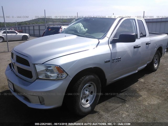 1C6RR6FT9HS585587 - 2017 RAM 1500 ST SILVER photo 2