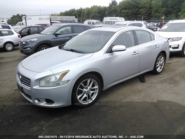 1N4AA51E29C817206 - 2009 NISSAN MAXIMA S/SV SILVER photo 2