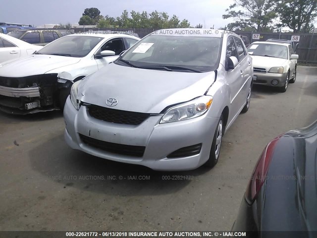 2T1KU4EE9AC210645 - 2010 TOYOTA COROLLA MATRIX  SILVER photo 2