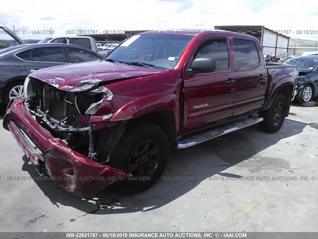 5TEJU62N16Z273168 - 2006 TOYOTA TACOMA DOUBLE CAB PRERUNNER RED photo 2