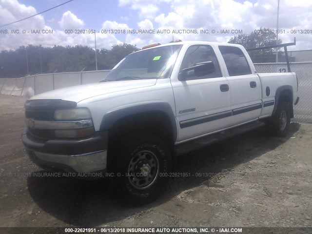 1GCHC23G81F119900 - 2001 CHEVROLET SILVERADO C2500 HEAVY DUTY WHITE photo 2