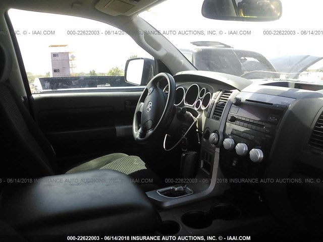 5TFUY5F19BX160816 - 2011 TOYOTA TUNDRA DOUBLE CAB SR5 GRAY photo 5