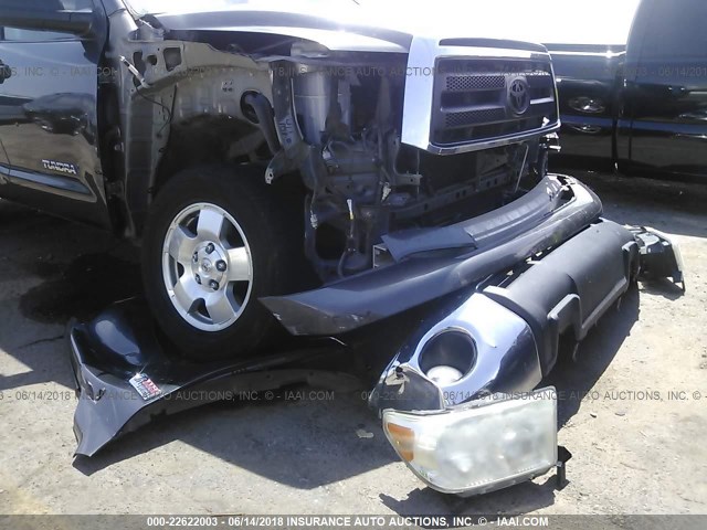 5TFUY5F19BX160816 - 2011 TOYOTA TUNDRA DOUBLE CAB SR5 GRAY photo 6