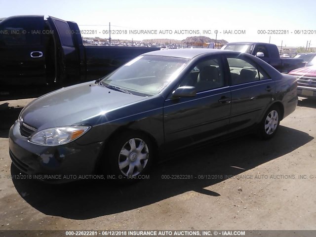 4T1BE32KX3U706864 - 2003 TOYOTA CAMRY LE/XLE/SE მწვანე ფოტო 2