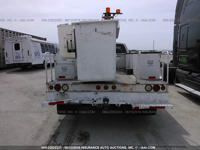 1FDAF57R88EB74137 - 2008 FORD F550 SUPER DUTY WHITE photo 8