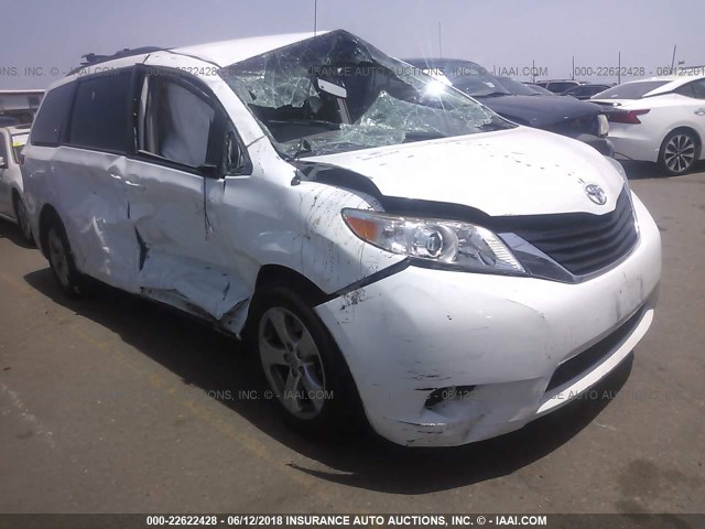 5TDKK3DC3DS402350 - 2013 TOYOTA SIENNA LE WHITE photo 1