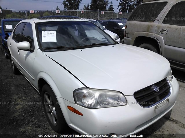 JN1CA31D5YT552653 - 2000 NISSAN MAXIMA GLE/GXE/SE WHITE photo 1