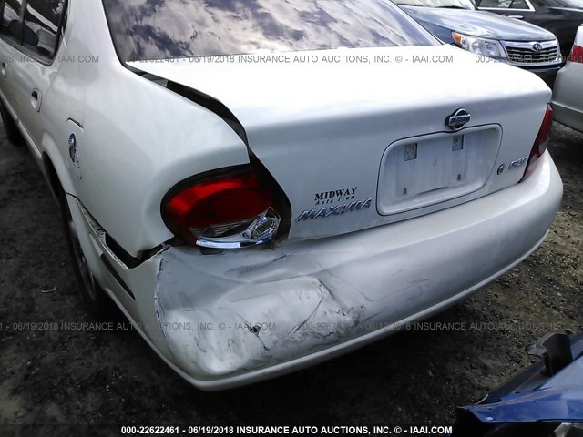 JN1CA31D5YT552653 - 2000 NISSAN MAXIMA GLE/GXE/SE WHITE photo 6