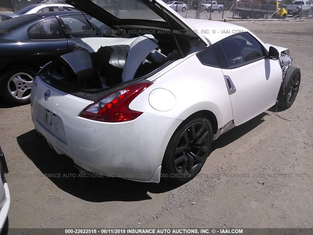 JN1AZ4EH3GM932621 - 2016 NISSAN 370Z TOUR/SPT/TECH/NISMO/TECH WHITE photo 4