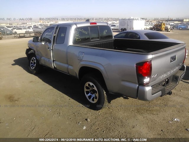 5TFSX5ENXJX058941 - 2018 TOYOTA TACOMA ACCESS CAB/SR/SR5 SILVER photo 3