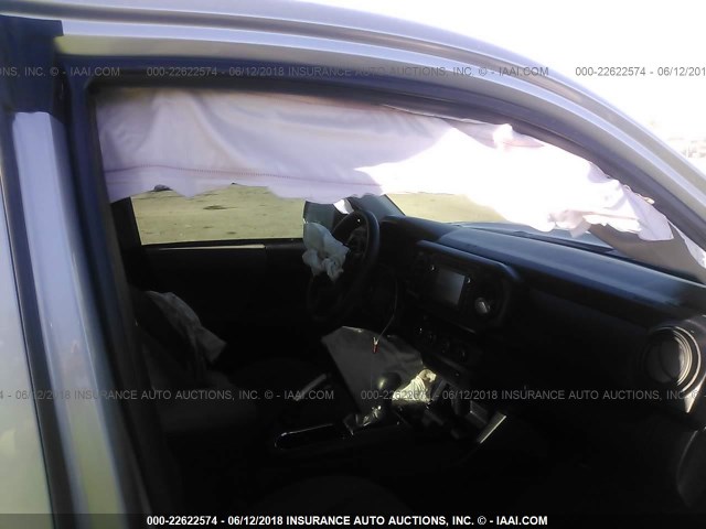 5TFSX5ENXJX058941 - 2018 TOYOTA TACOMA ACCESS CAB/SR/SR5 SILVER photo 5