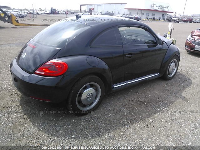 3VWJX7AT5CM645727 - 2012 VOLKSWAGEN BEETLE BLACK photo 4