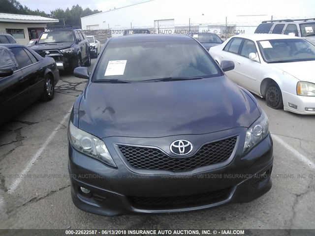 4T1BF3EK9AU089530 - 2010 TOYOTA CAMRY SE/LE/XLE 灰色 照片 6
