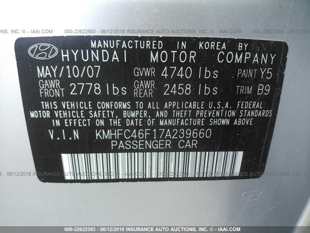 KMHFC46F17A239660 - 2007 HYUNDAI AZERA SE/LIMITED SILVER photo 9