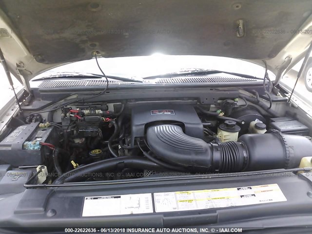 5LMPU28L8WLJ42223 - 1998 LINCOLN NAVIGATOR 银色 照片 10