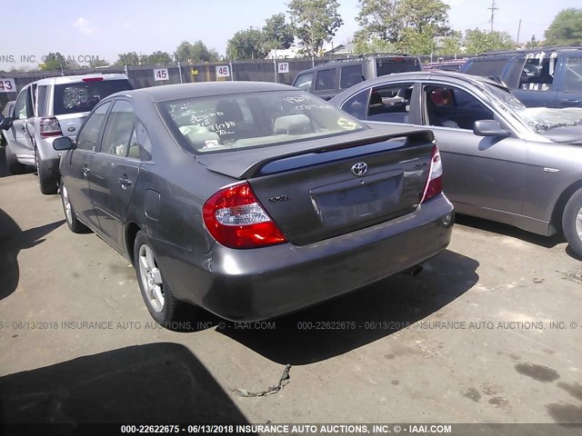 JTDBF30K720062170 - 2002 TOYOTA CAMRY LE/XLE/SE 灰色 照片 3