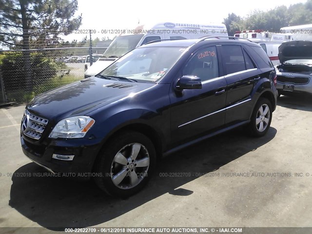 4JGBB8GB9BA629015 - 2011 MERCEDES-BENZ ML 350 4MATIC Dark Blue photo 2