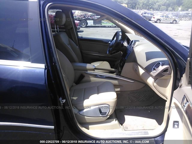 4JGBB8GB9BA629015 - 2011 MERCEDES-BENZ ML 350 4MATIC Dark Blue photo 5