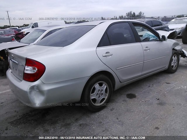 4T1BF32K82U016414 - 2002 TOYOTA CAMRY LE/XLE/SE 银色 照片 4