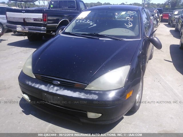 3FAFP31303R101386 - 2003 FORD FOCUS ZX3 BLACK photo 6