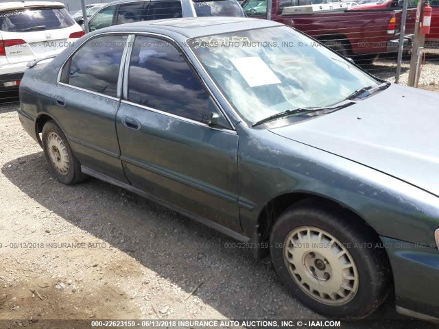 1HGCD5654TA207475 - 1996 HONDA ACCORD EX/EX-R GRAY photo 6