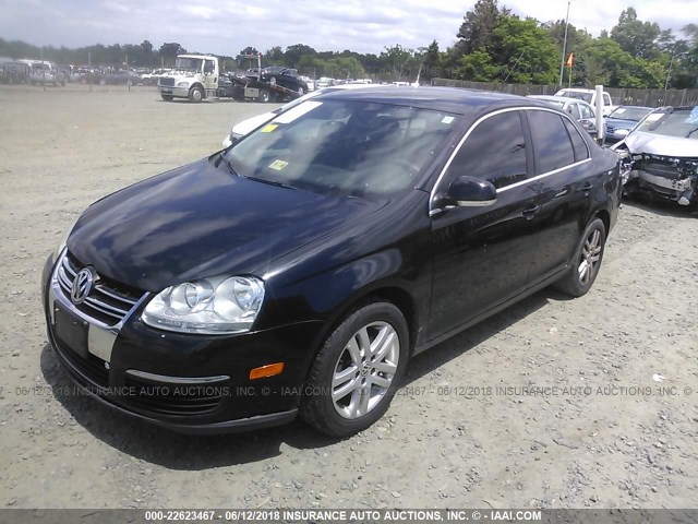 3VWEF71KX7M153499 - 2007 VOLKSWAGEN JETTA WOLFSBURG 黑色 照片 2