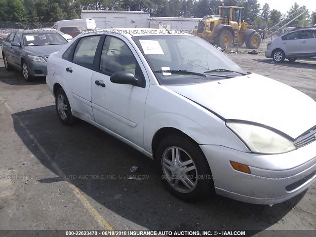 1FAFP34P02W299090 - 2002 FORD FOCUS SE/SE COMFORT WHITE photo 6