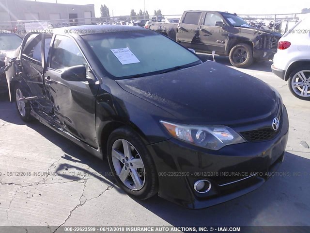 4T1BF1FK0CU053036 - 2012 TOYOTA CAMRY SE/LE/XLE BLACK photo 1